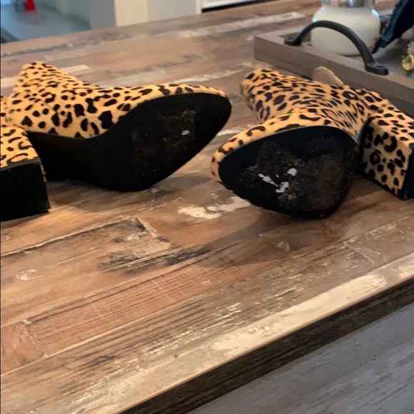 Steve Madden cheetah print booties - Picture 2 of 5